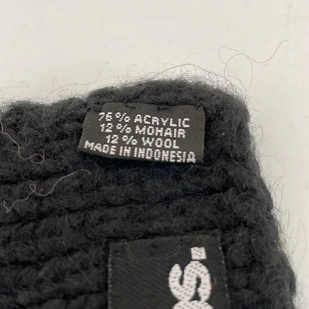 Black Knit Scarf with Flower Appliqué